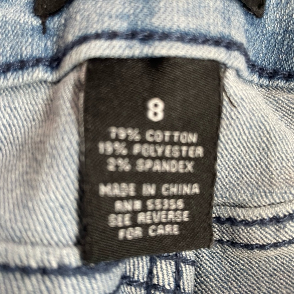 D. Jeans Classic Light Blue Capri Denim Jeans - Picture 6 of 6